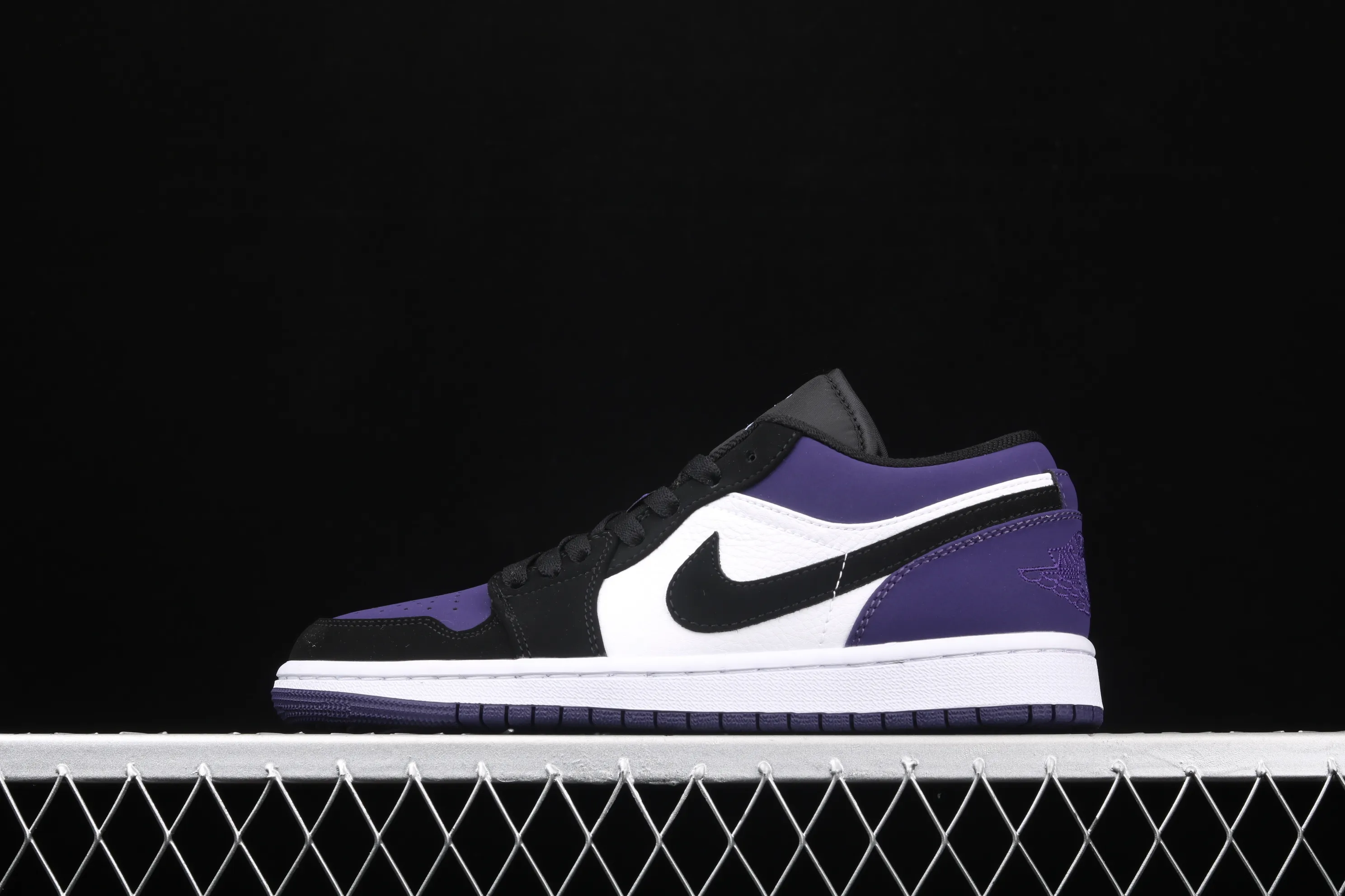All categories Air Jordan Jordan series basketball shoes Air Jordan 1 Low New version Air Jordan 1 Low Court Purple AJ1 Joe 1 low top suede black purple toe 553558-125